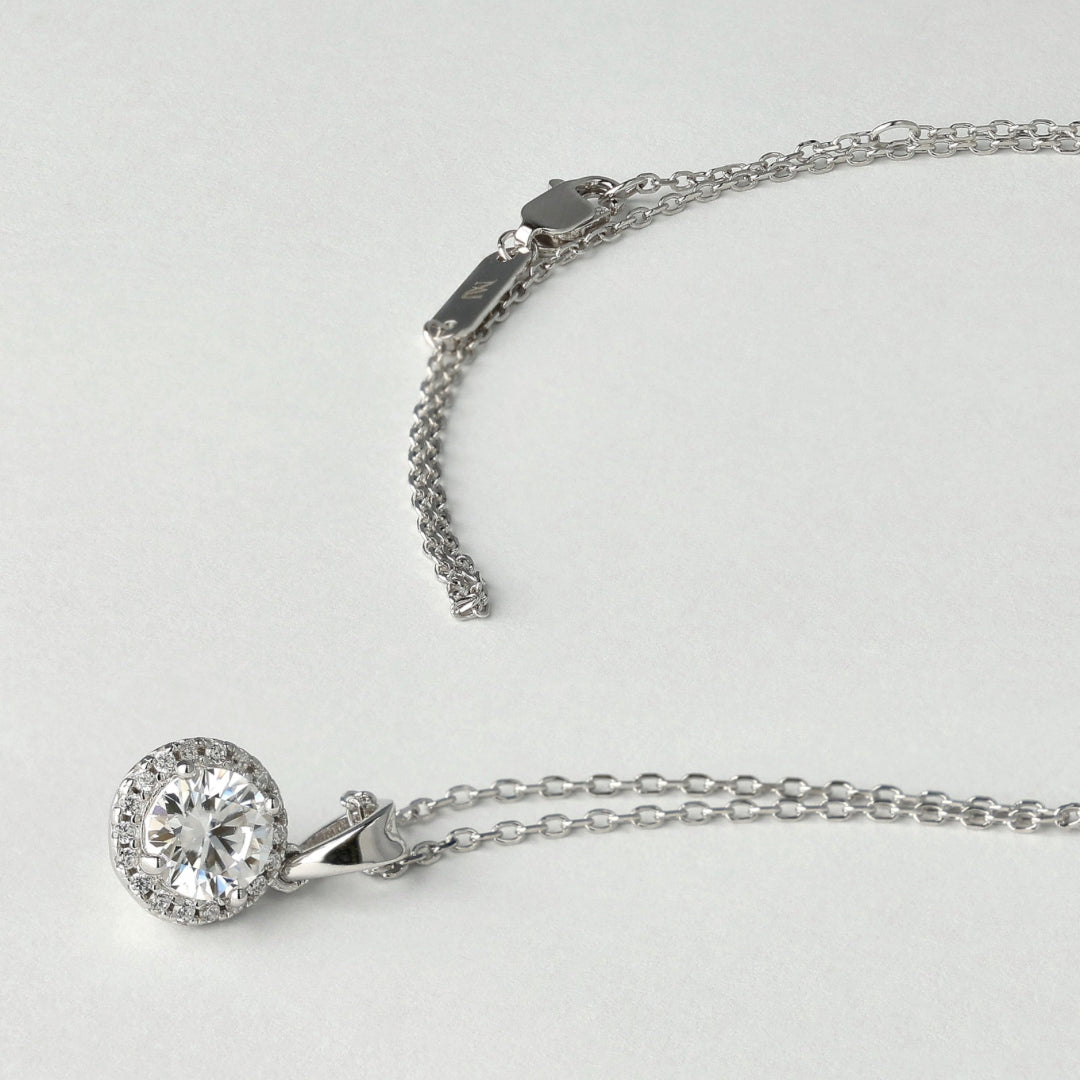 Aura Dream Moissanite Pendant