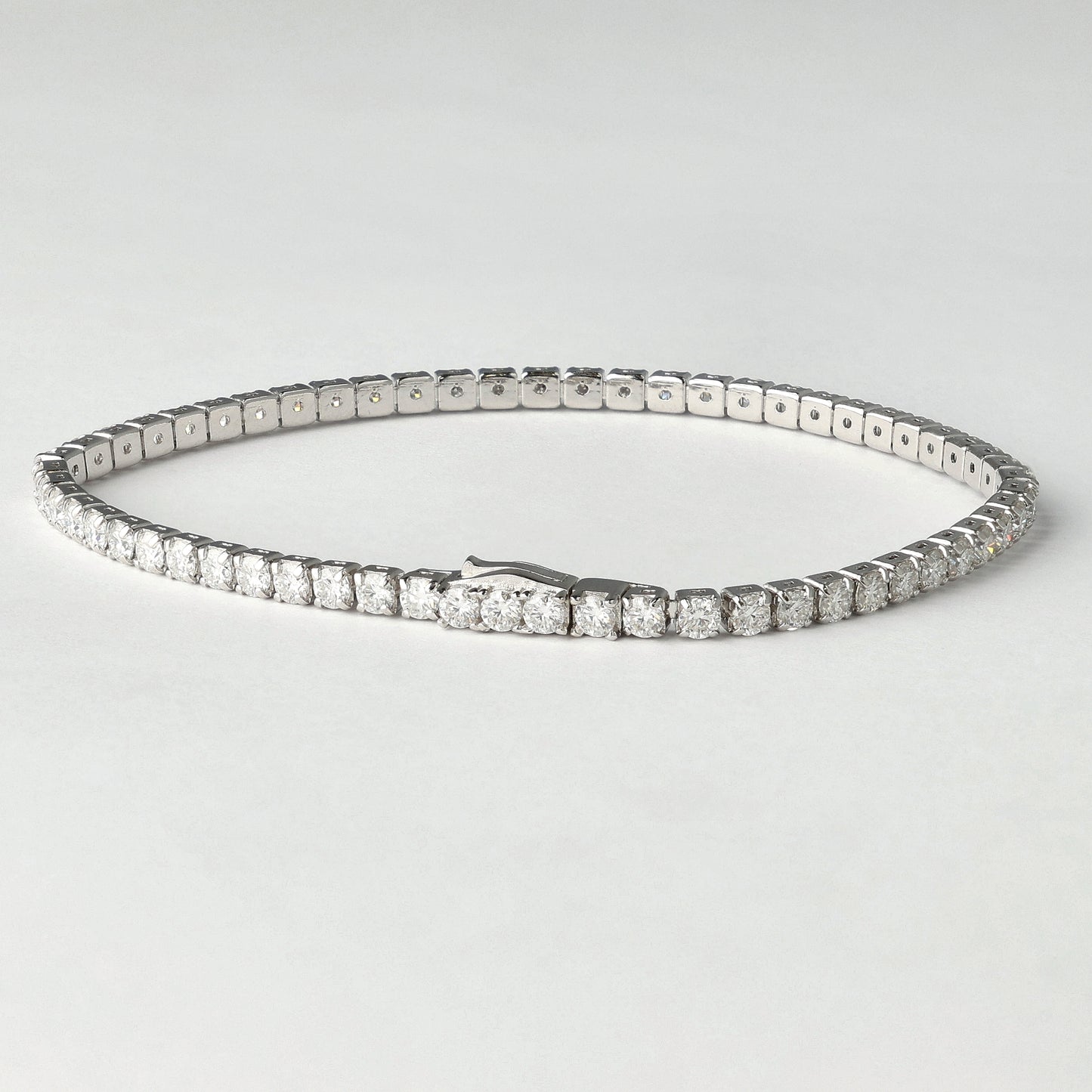 Court ’87 Moissanite Tennis Bracelet
