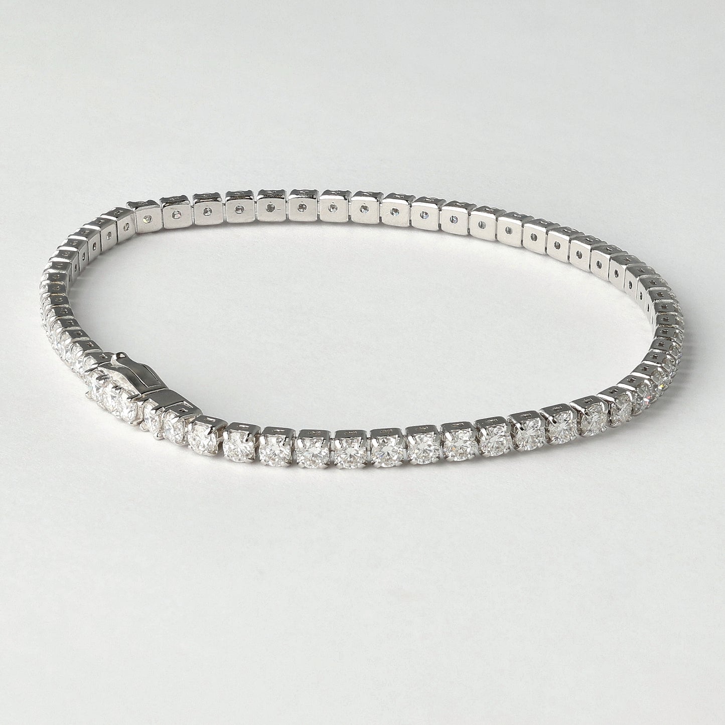 Court ’87 Moissanite Tennis Bracelet